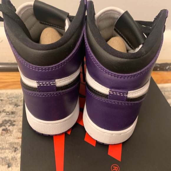 NEW Air Jordan 1 Retro High Court Purple size 4Y or 6 - Picture 4 of 9